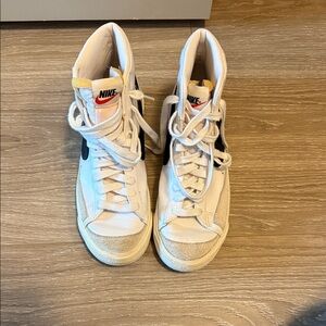 Nike Women's White and Black High-Top Sneakers